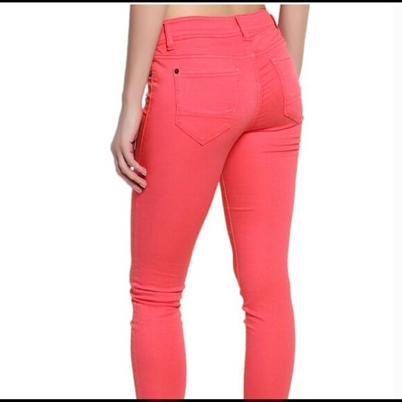 DKNY soho skinny jeans - Picture 3 of 7